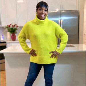 GB OVERSIZED NEON YELLOW TURTLENECK SWEATER
